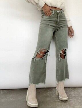 Vervet by Flying Monkey Women's Doyle High Rise 90s Vintage Crop Flare Jeans 26